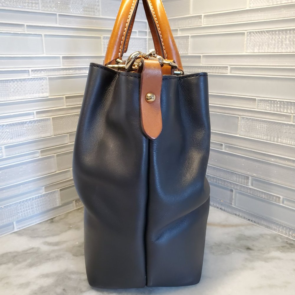 Dooney and Bourke City Barlow Black NWOT Small Perfect Condition - Picture 5 of 10